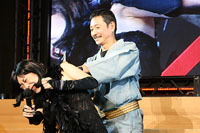 三田村にかんざしで刺される椿