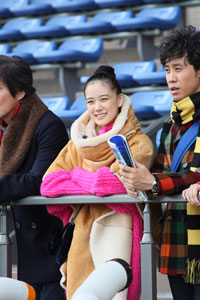 JRA新CM「CLUB KEIBA／語りまくる女」メイキング