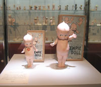 スタンディングキューピーオリジナルボックス付　(C)Rose O'Neill Kewpie International