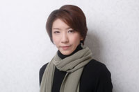 瀬奈じゅん　撮影：中川容邦