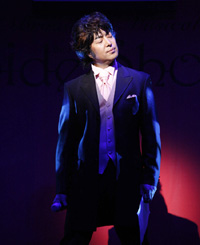 スペシャルライブより。下村尊則