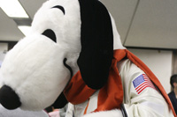 宇宙服を着たスヌーピー