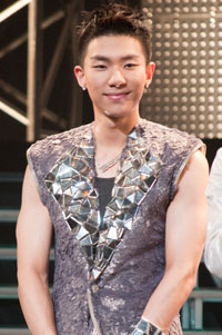 韓国のボーイズ・グループ・ZE:A、ついに日本初上陸！ | チケットぴあ