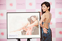 セミヌード写真も披露した川島なお美