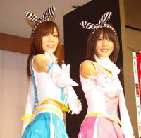 ゼブラ天使キュインキュイ～ン　左から、出口陽、平田璃香子