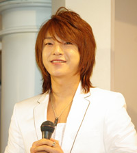 超新星・ユナク