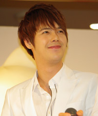 超新星・ジヒョク