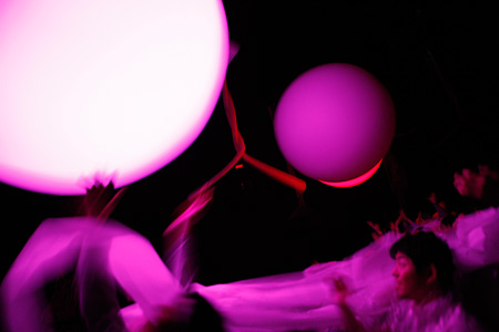 BLUE MAN GROUP IN TOKYO再来日公演開幕！ (C)BMP