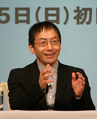 NODA・MAP番外公演『表に出ろいっ！』製作発表記者会見より。野田秀樹