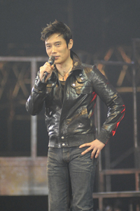 イ・ビョンホン　撮影：杉山正直