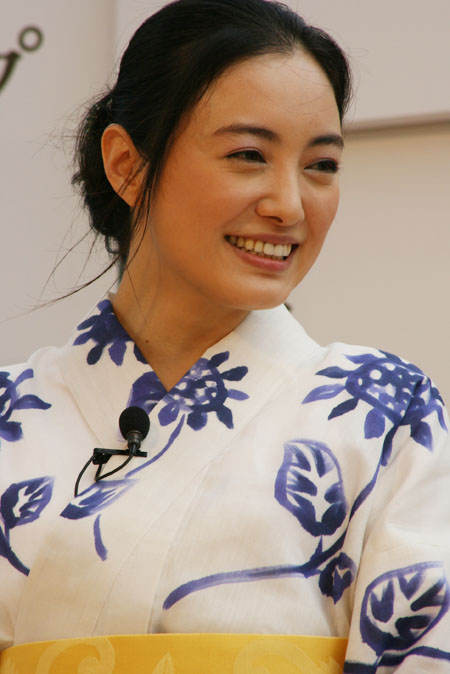 仲間由紀恵