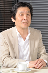 大島幾雄　写真：青柳聡