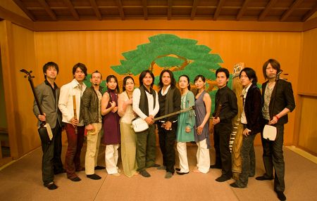 和楽器演奏者グループ　AUN J クラシックオーケストラ