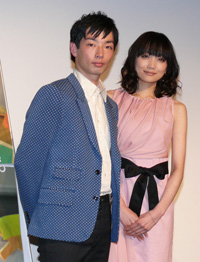 「台本とリアルの境目は難しい」 森山未來、佐藤江梨子が『その街