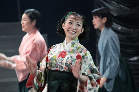 真琴つばさの“理想の恋愛像”とは？ | チケットぴあ[演劇 演劇]