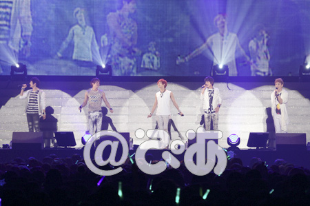 SHINee　写真提供：若い制作者連帯／DATV
