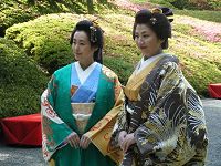 会見より。写真左から、木村多江、松下由樹
