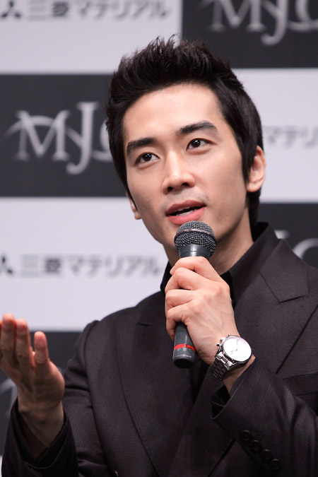 ソン・スンホン　撮影：星野洋介