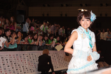 AKB48・前田敦子(レッドカーペットで)