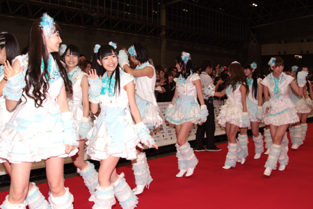 AKB48のレッドカーペットの様子