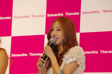 板野友美