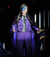 宝塚花組新トップ・蘭寿とむお披露目公演は人気作『ファントム