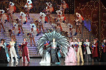 東京宝塚劇場公演千秋楽 ファントム 花組 蘭寿とむ Amazon.co.jp: 『ファントム』 [DVD] : 宝塚歌劇団, 蘭寿とむ