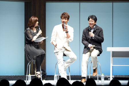 (C)AZIO / 写真提供 AZIO