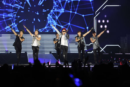 2PM　（C）KBS Music Bank Committee