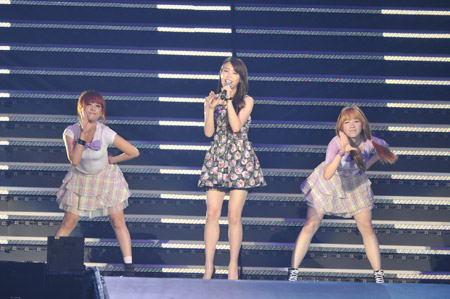IU　（C）KBS Music Bank Committee