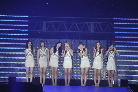 Rainbow　（C）KBS Music Bank Committee