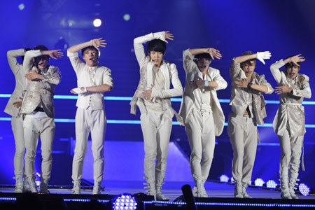 INFINITE　（C）KBS Music Bank Committee