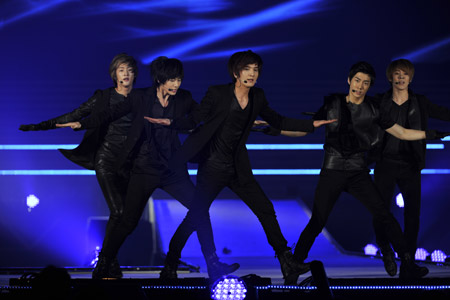 X-5　（C）KBS Music Bank Committee