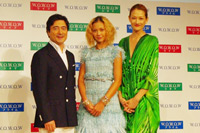 WOWOWハイビジョン3チャンネル開局記者会見より。左からジョン・カビラ、土屋アンナ、冨永愛