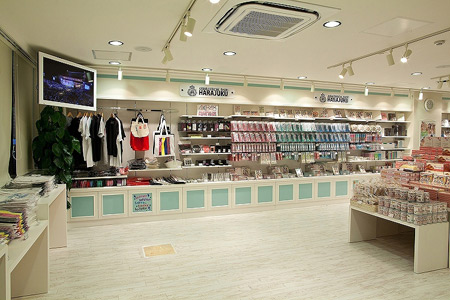「AKB48 OFFICIAL SHOP HARAJUKU」