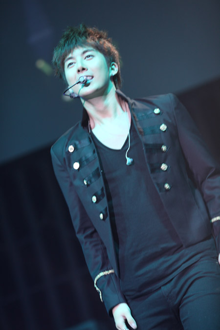 キム・ヒョンジュン