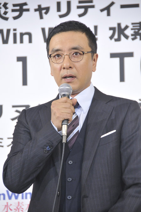 キム・スンウ　撮影：杉山正直