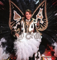 気持ちを180度変えて…宝塚雪組・音月桂、2役を鮮やかに熱演 | チケット