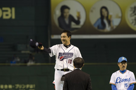 キム・スンウ　撮影：イシイノブミ