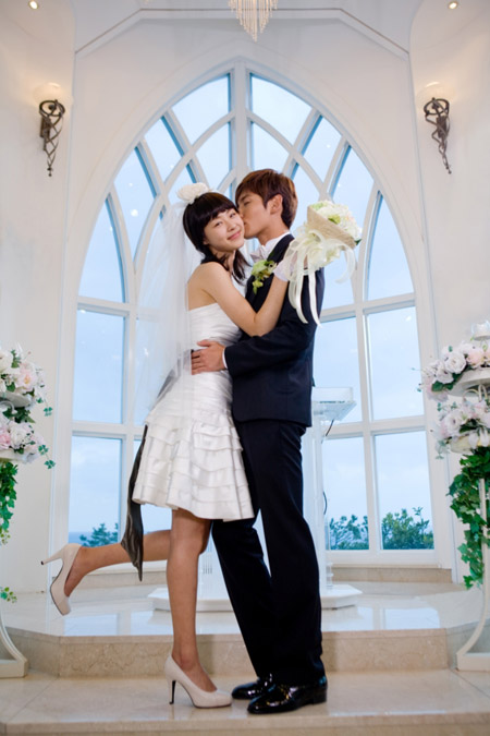 (C)S.M. ENTERTAINMENT & SAMHWA NETWORKS 2011 All Rights Reserved