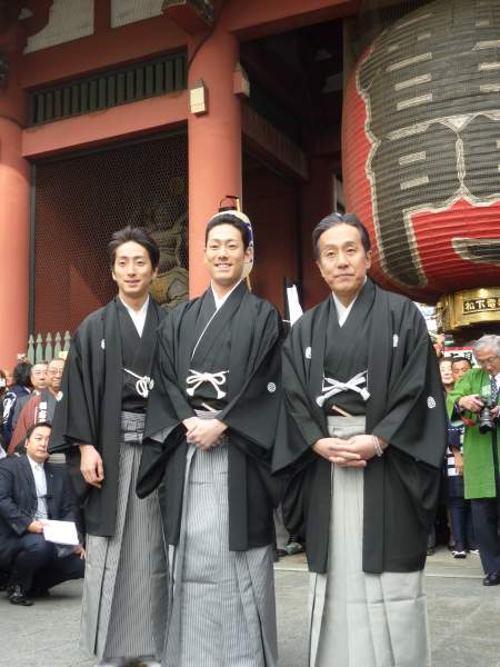 中村勘太郎が父・勘三郎らと六代目勘九郎襲名披露の成功を祈願して