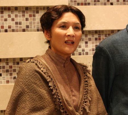 根岸季衣