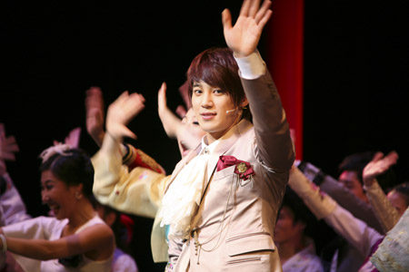 (c)Creative Leaders Group Eight/韓流ぴあ/IMX/テレビ朝日/朝日新聞社/松竹