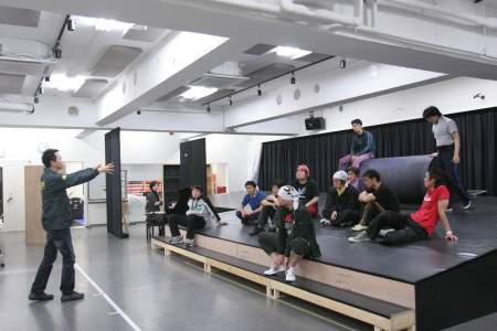 井上ひさし 長塚圭史の初タッグ 十一ぴきのネコ 稽古場レポート チケットぴあ 演劇 演劇