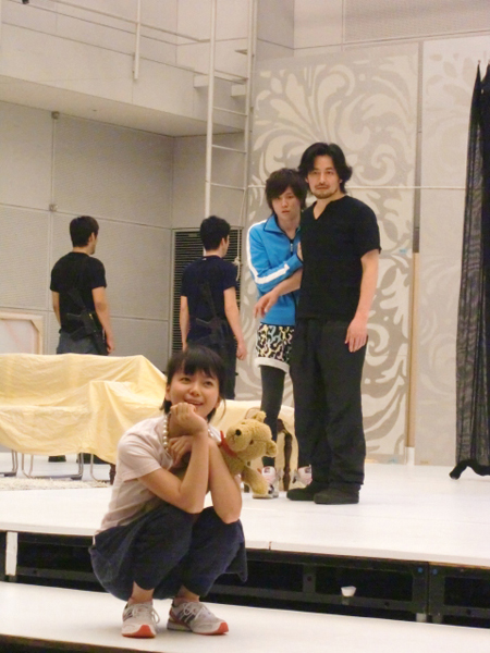 新国立劇場演劇「サロメ」稽古場から、多部未華子