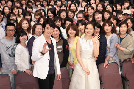 公開収録に登場したパク・シフとムン・チェウォン　撮影：星野洋介