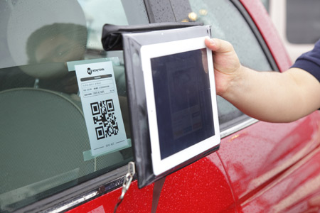 WOW!TOWN幕張　撮影：柳大輔