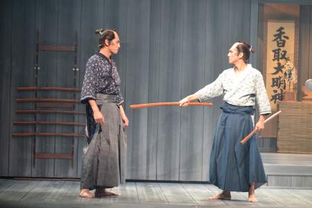 『十三人の刺客』舞台より