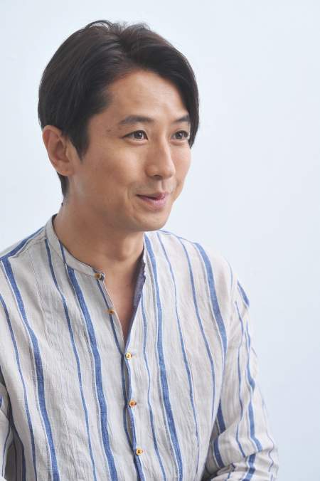谷原章介