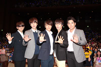 DVD上映会に出席したSUPER JUNIOR　左からリョウク、キュヒョン、ドンへ、ウニョク、カンイン